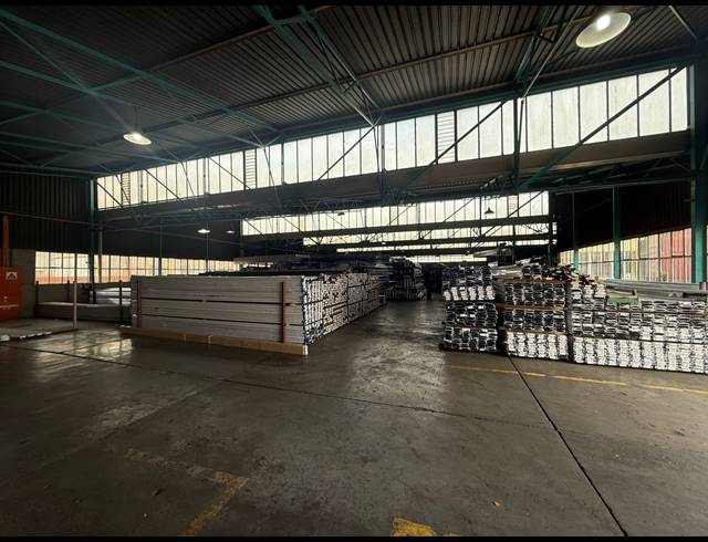 2,400M² WAREHOUSE TO LET IN ALRODE